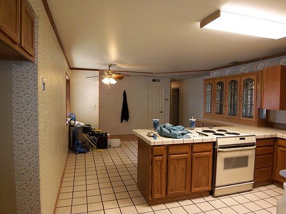 4th image of 10605 Chardonay Dr
