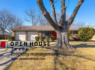 268 Palomino Dr, Saginaw, TX 76179
