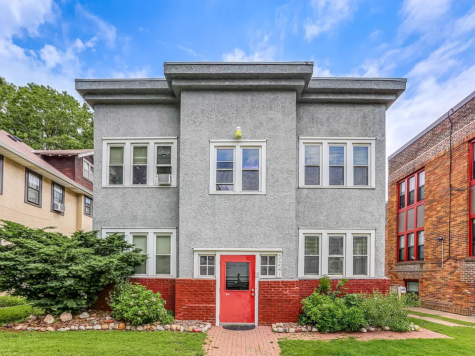 3241 Lyndale Ave S #101