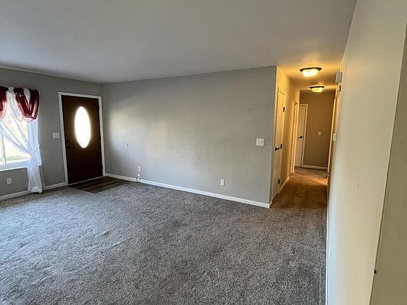 4th image of 886 Cherry Blossom Dr