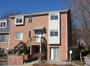 1739 Donlee Dr, Blacksburg, VA 24060