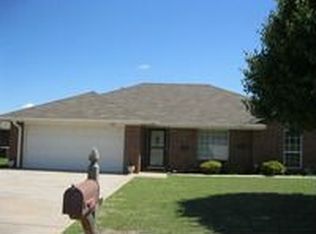 308 Mary Dr, Elk City, OK 73644