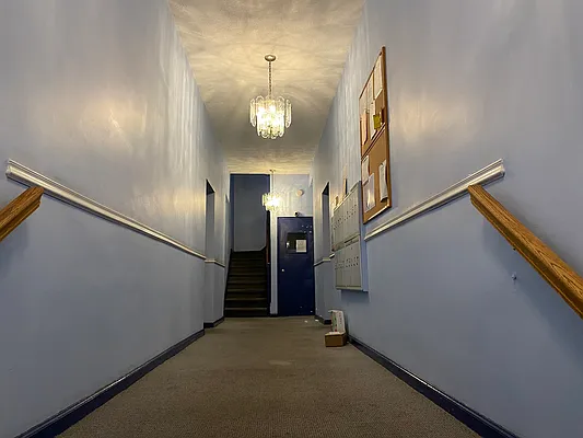 Rented by Compass | media 13