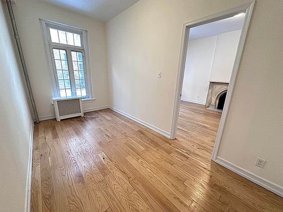 3rd image of 163 E 36th St #4M