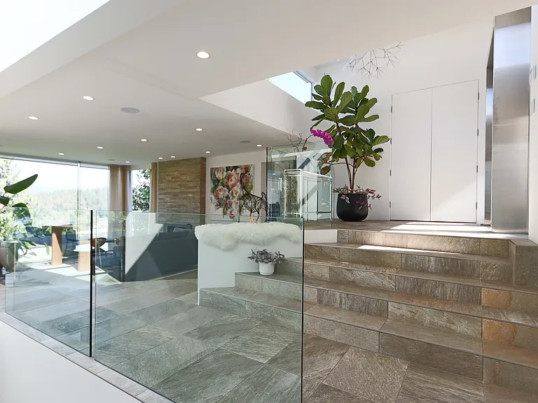 6173 Nelson Ave — Photo 23