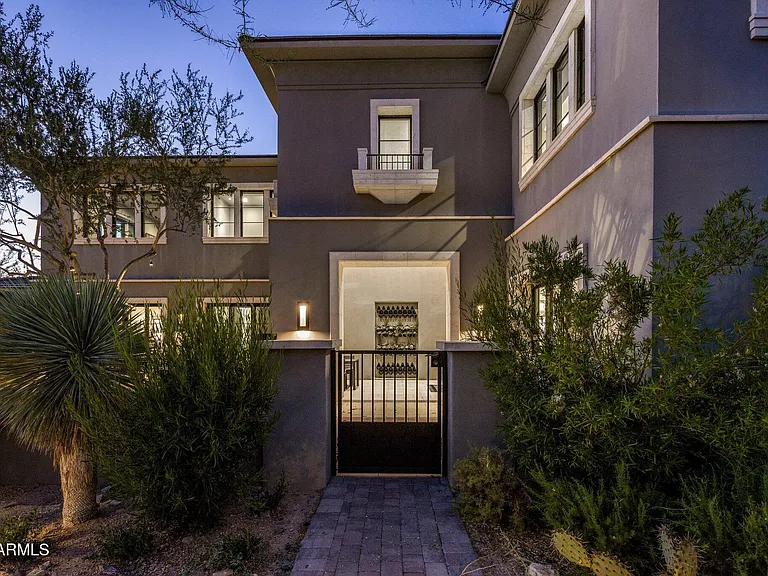 10110 E Siesta Ln — Photo 4