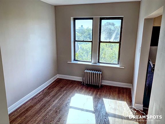 4th image of 7225 S East End Ave