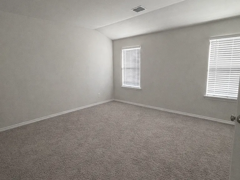4550 Bontebok Dr — Photo 8