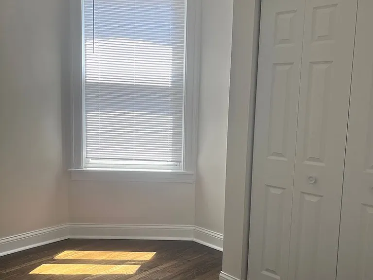 1007 N Lavergne Ave — Photo 16