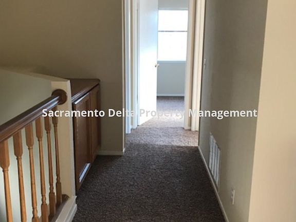 5th image of 3735 Douglas Fir Ct