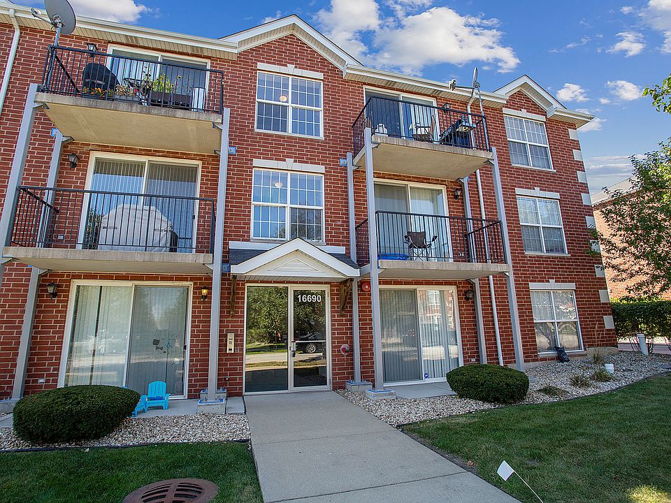 1st image of 16690 Liberty Cir #2