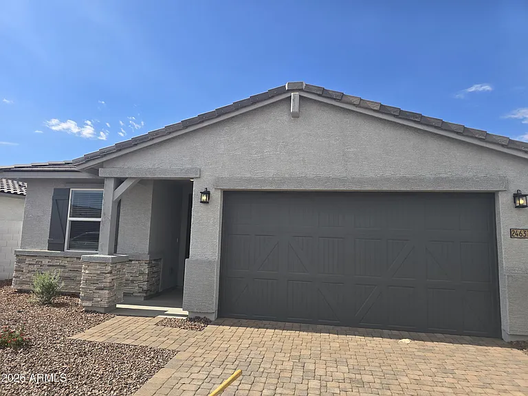 24637 W Grove St — Photo 3