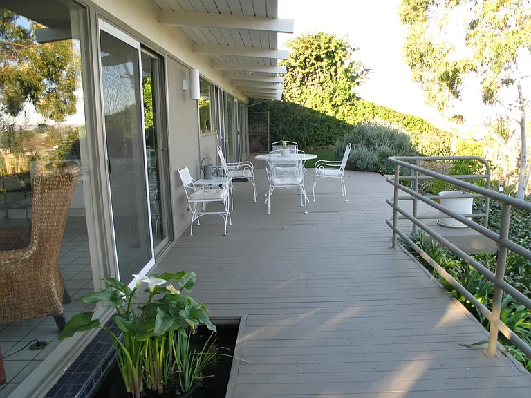 Longbow Dr — Photo 5