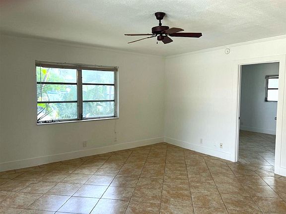 5th image of 309 NE 16 Street #C5