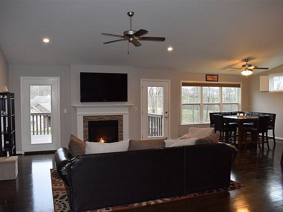 5th image of 1609 Tremont Ct