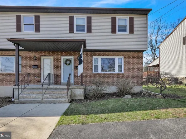 106 Oak Ln, Reading, PA 19606