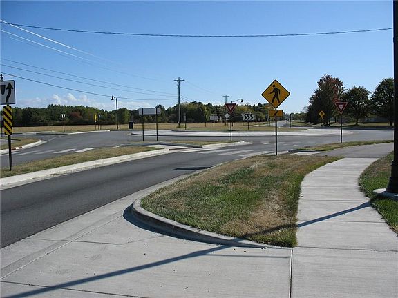 5th image of 8525 E County Road 400 N