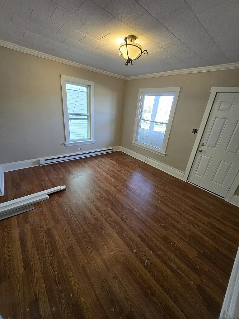 2 bed, $950 — Photo 3