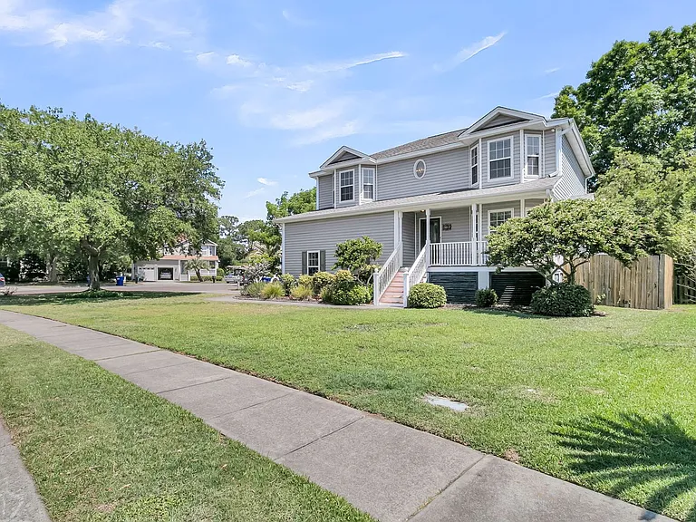 1574 Ocean Neighbors Blvd — Photo 3