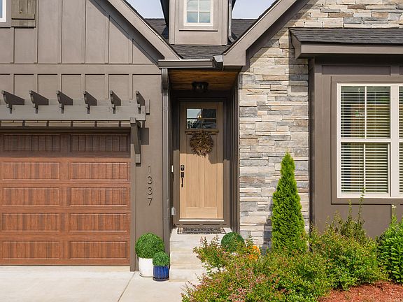 3rd image of 1337 Carrington Way #22