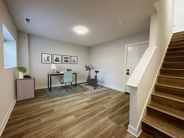 2185 Wisconsin Ave — Photo 18