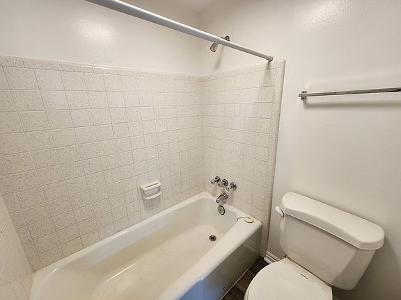 5th image of 717 N South St #204