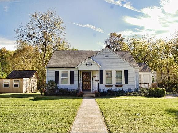 1st image of 544 Rock Springs Dr