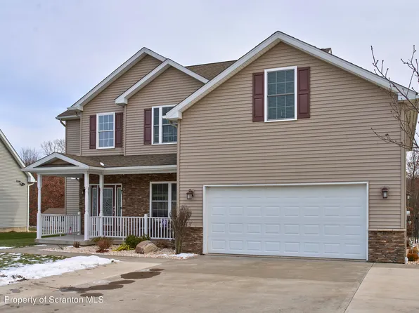 128 S Cougar Dr #L-27, Archbald, PA 18403