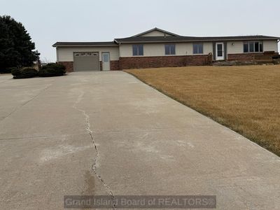522 N Wilson St, Blue Hill, NE, 68930