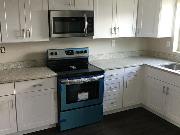 4th image of 6639 Clayton Ave