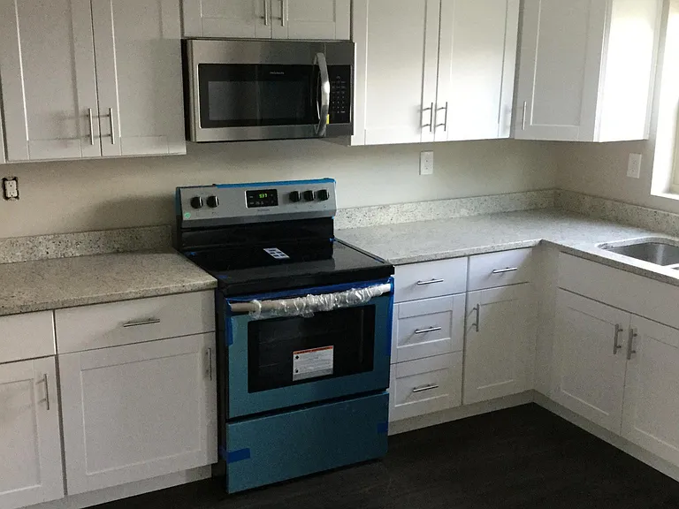 6639 Clayton Ave — Photo 4