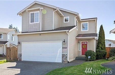 1st image of 10923 185th Ave E
