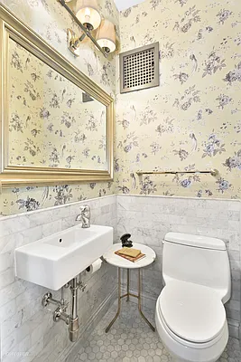 Sold by Corcoran | media 7