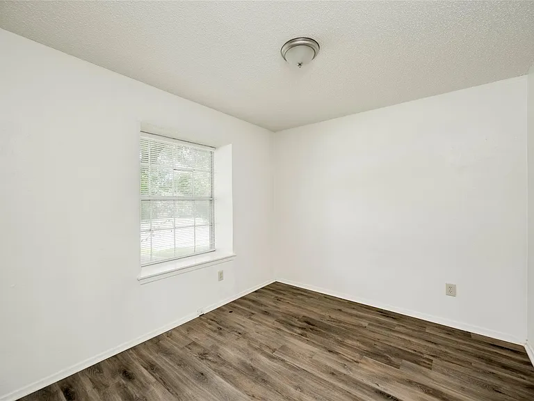 7918 W Gate Blvd — Photo 5
