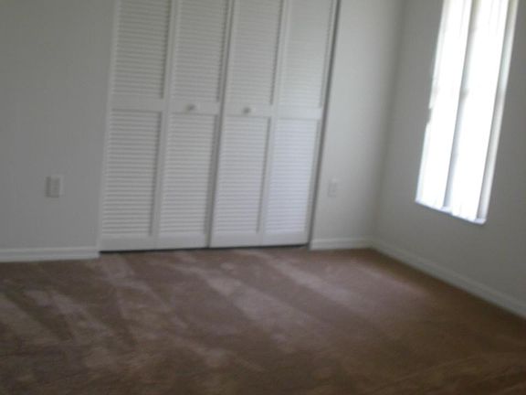 5th image of 502 Parsley Ct