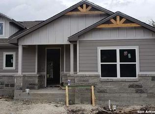 1633 Cave Dr, Spring Branch, TX 78070