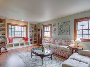 77 Oakridge Rd, Verona, NJ 07044