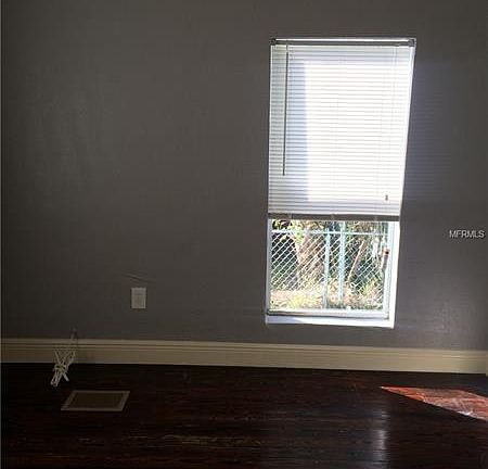 4th image of 1921 7th Ave S