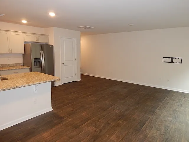 207 Oakmont Valley Trl — Photo 7