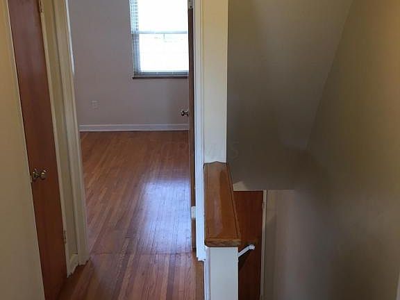 5th image of 1824 Northwest Ct #86