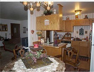 3rd image of 2826 Oakland Dr Unit 5