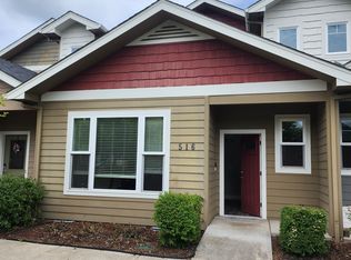 516 Blue Moon Dr, Central Pt, OR 97502