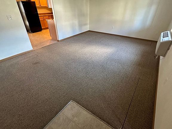 2nd image of 2933 Teal St #3