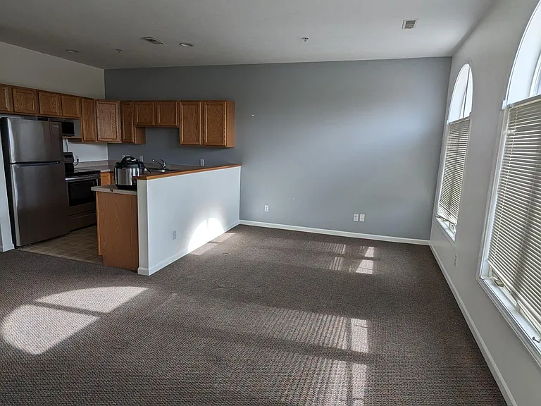 2000 Chartwell Dr #203 — Photo 4