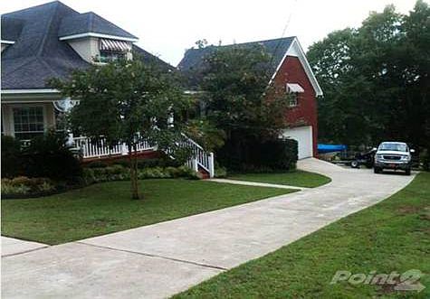 3rd image of 2625 Scenic Lake Dr