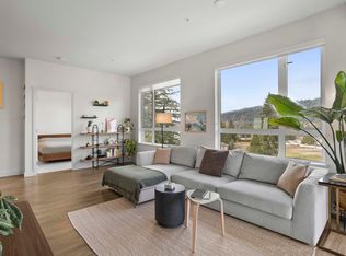 735 Anskar Ct #612, Coquitlam, BC V3J 0L7