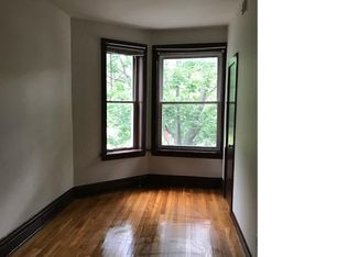 7113 S Rhodes Ave FL 2, Chicago, IL 60619