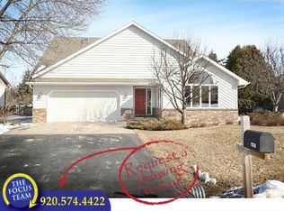 1350 W Seneca Dr, Appleton, WI 54914