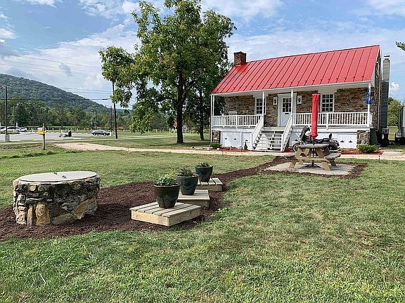 2nd image of 5680 Fairfield Rd