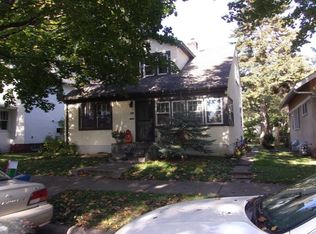 997 Thomas Ave, Saint Paul, MN 55104